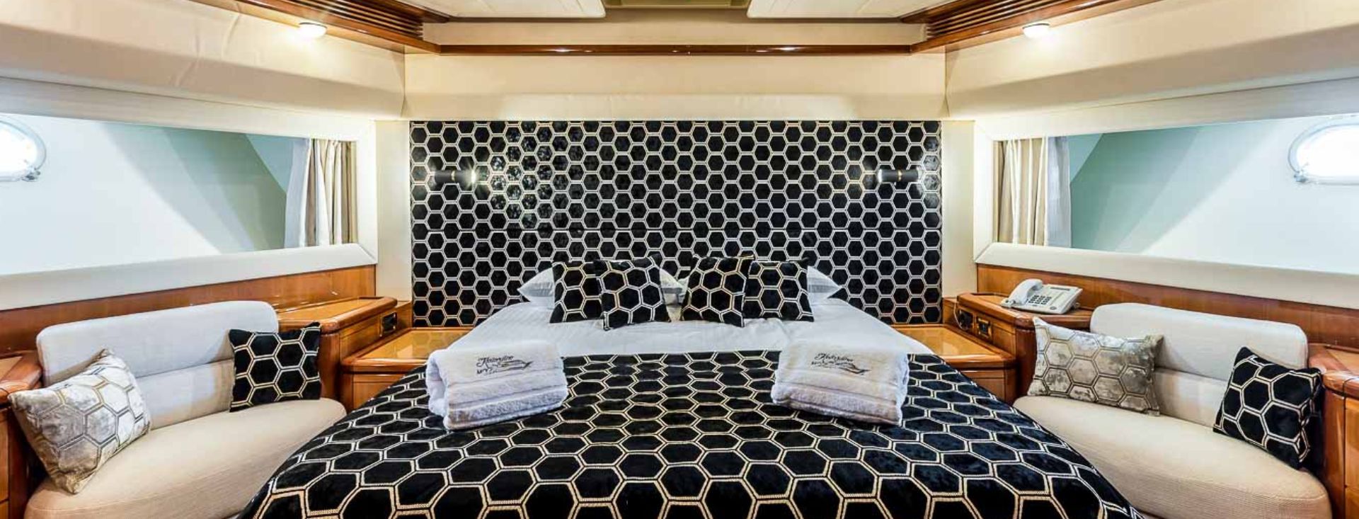 FERRETTI 880 “MISS KATARIINA”