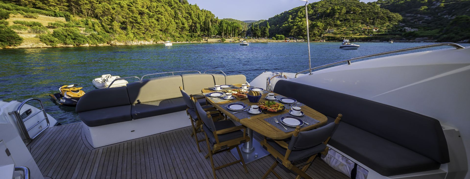 SUNSEEKER PREDATOR 72 “GLORIOUS”