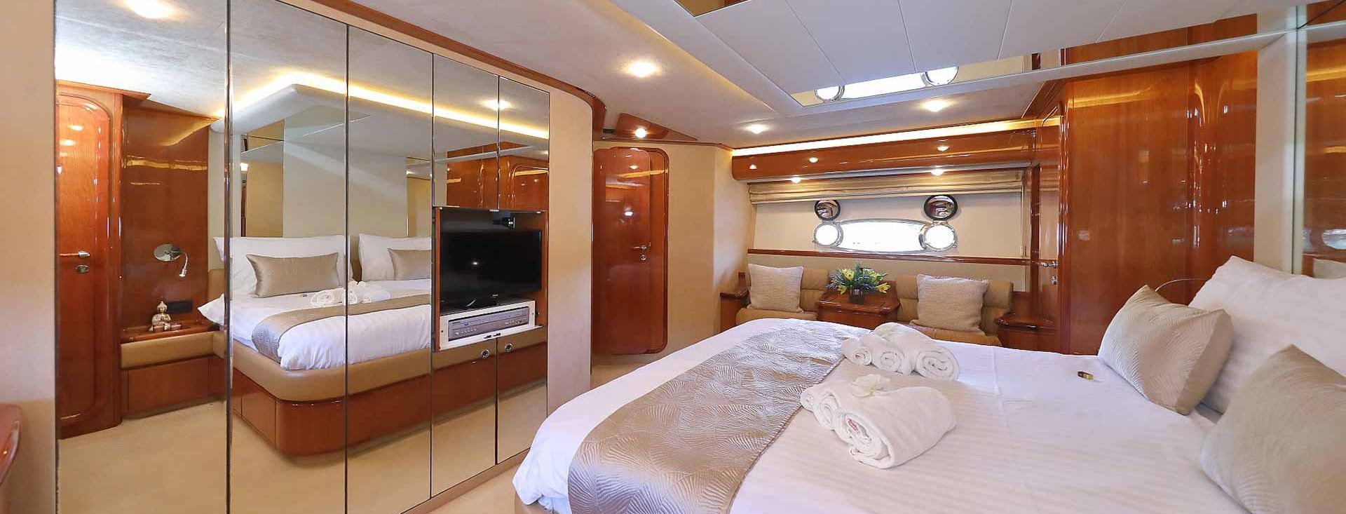 FERRETTI 760 “QUO VADIS I”