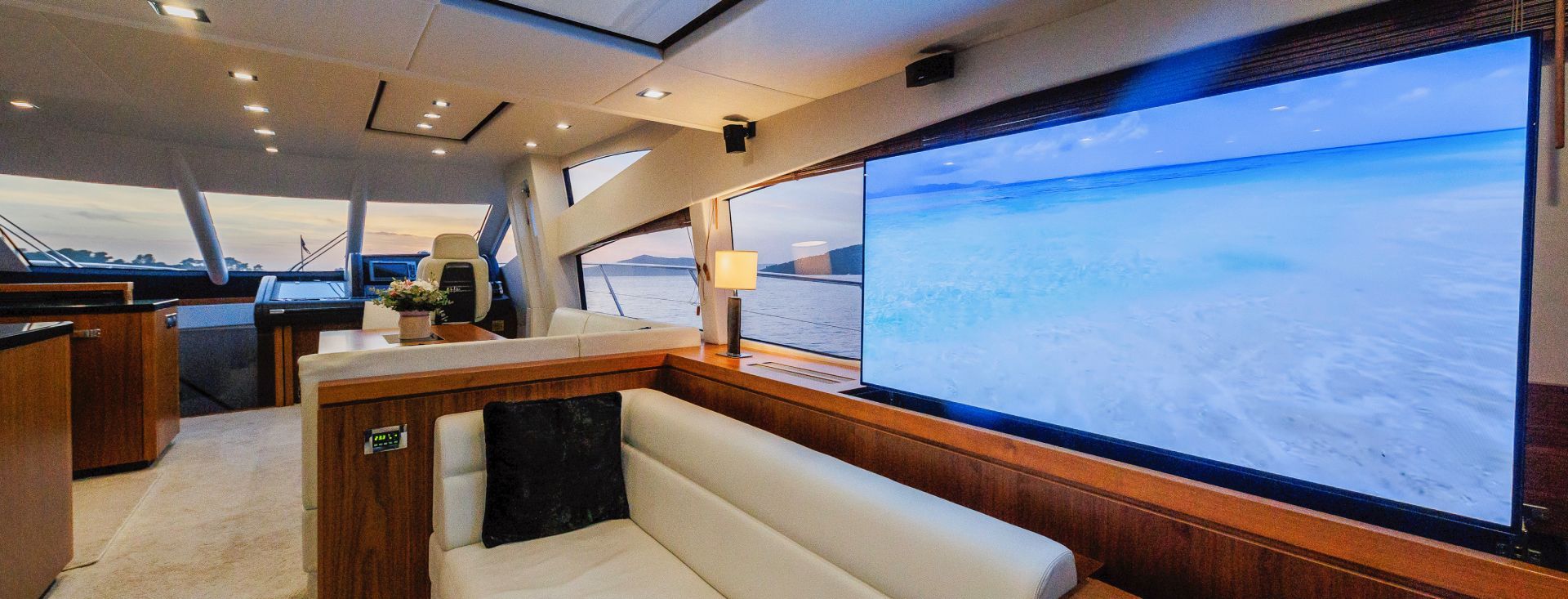 SUNSEEKER MANHATTAN 63 “2 DRUNK”