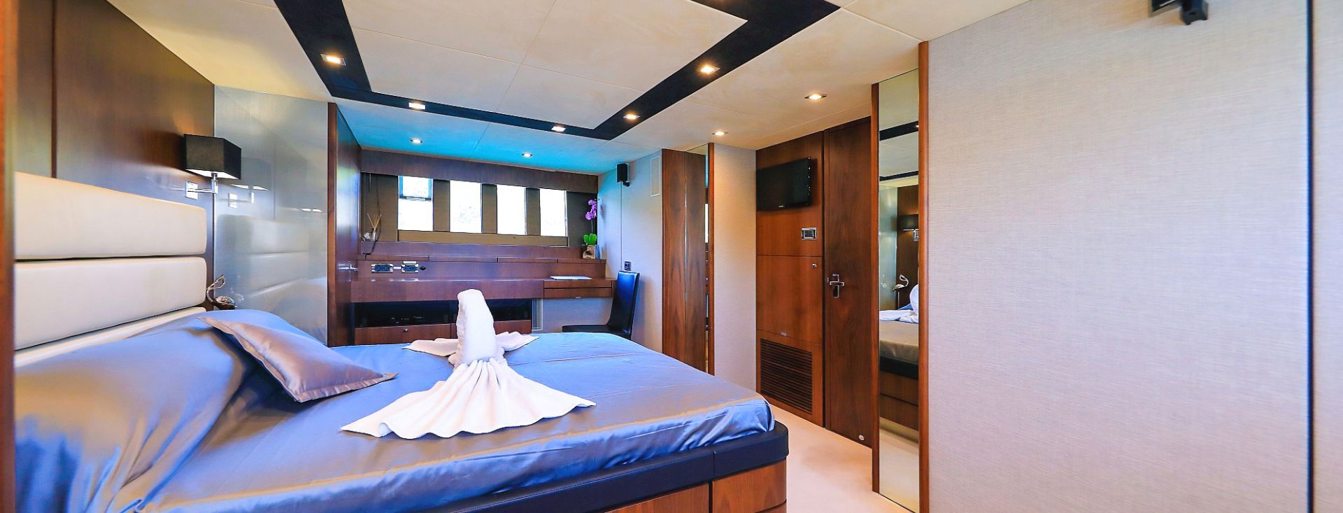 FAIRLINE SQUADRON 78  „SCHATZI“