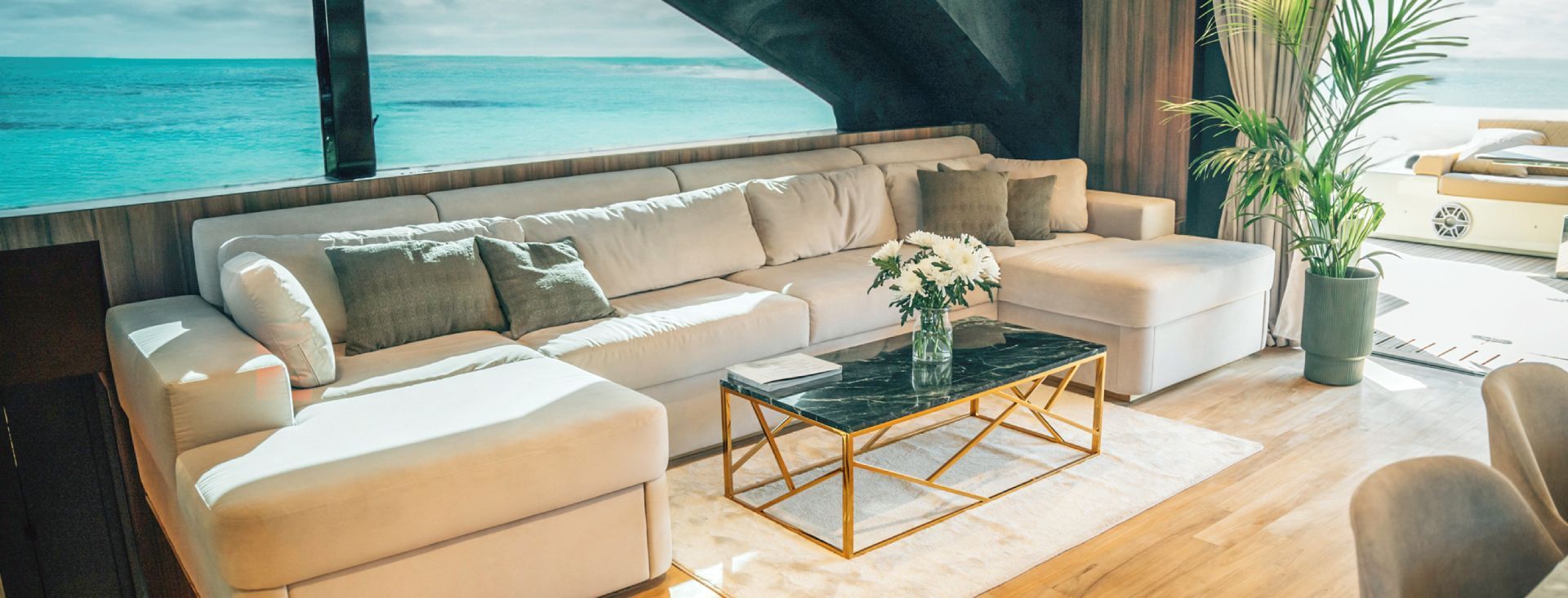 MOON 60 POWER "OVER THE MOON"