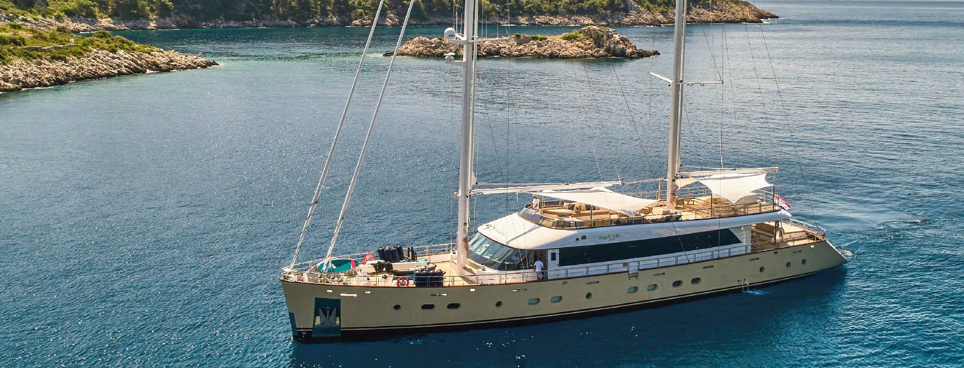 CUSTOM BUILT<br /> “MARALLURE”