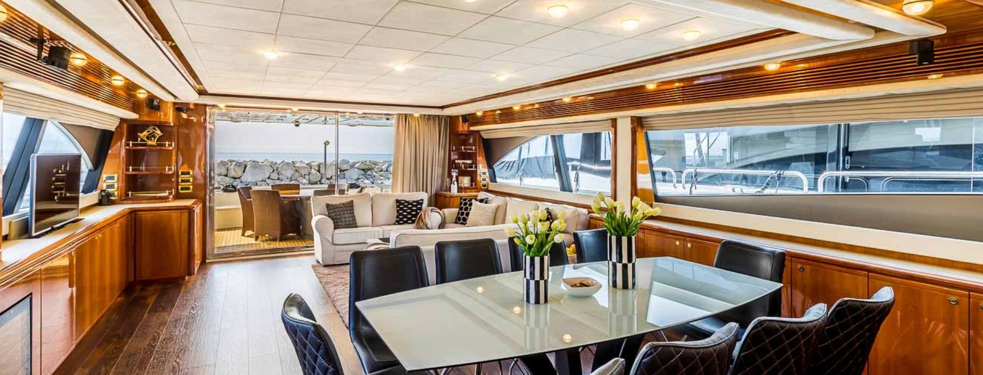 FERRETTI 880 “MISS KATARIINA”