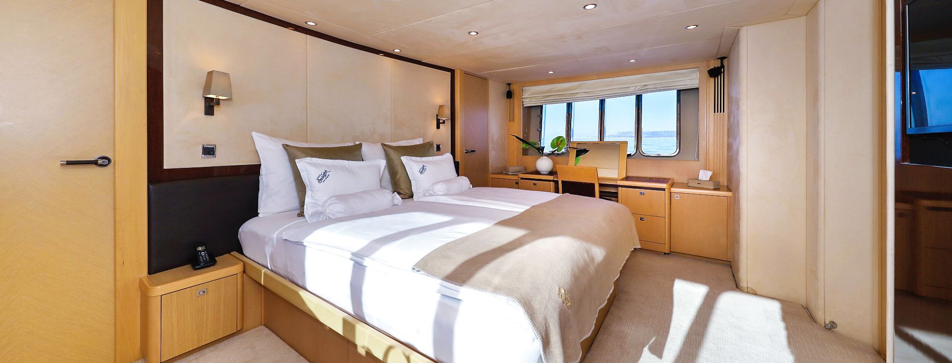 PRINCESS 85 FLY „INSIEME“