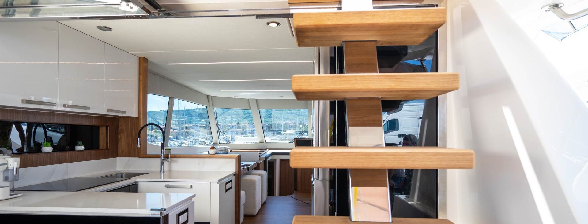 MONACHUS 70 FLY “PANTA REI"