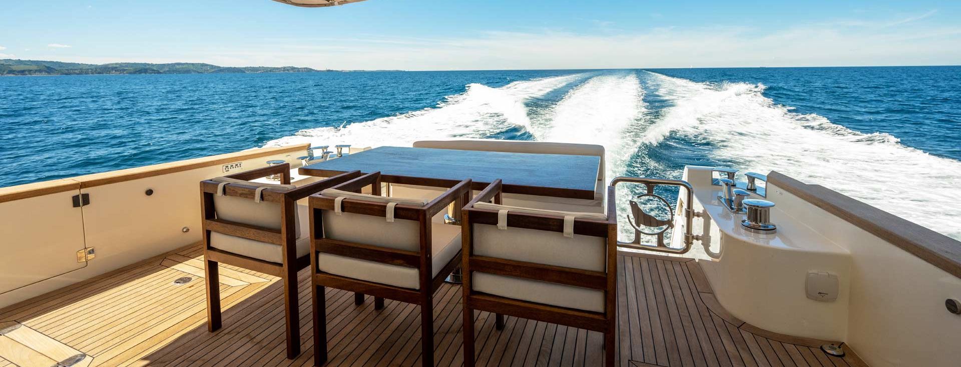 MONACHUS 70 FLY “PANTA REI"