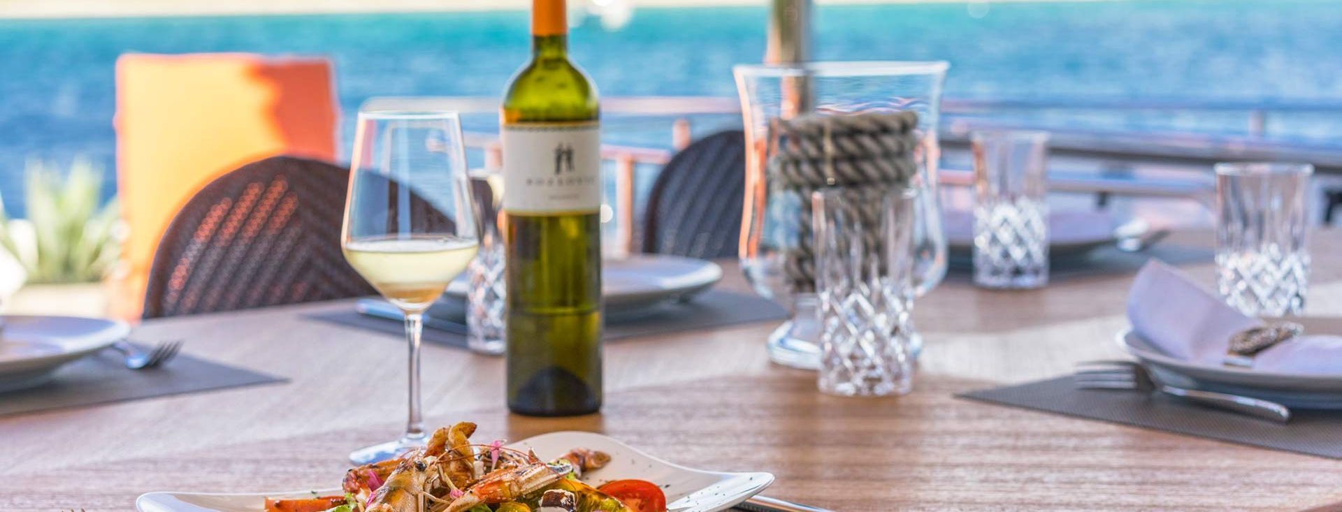 FERRETTI NAVETTA 33 “SEVENTH SENSE”