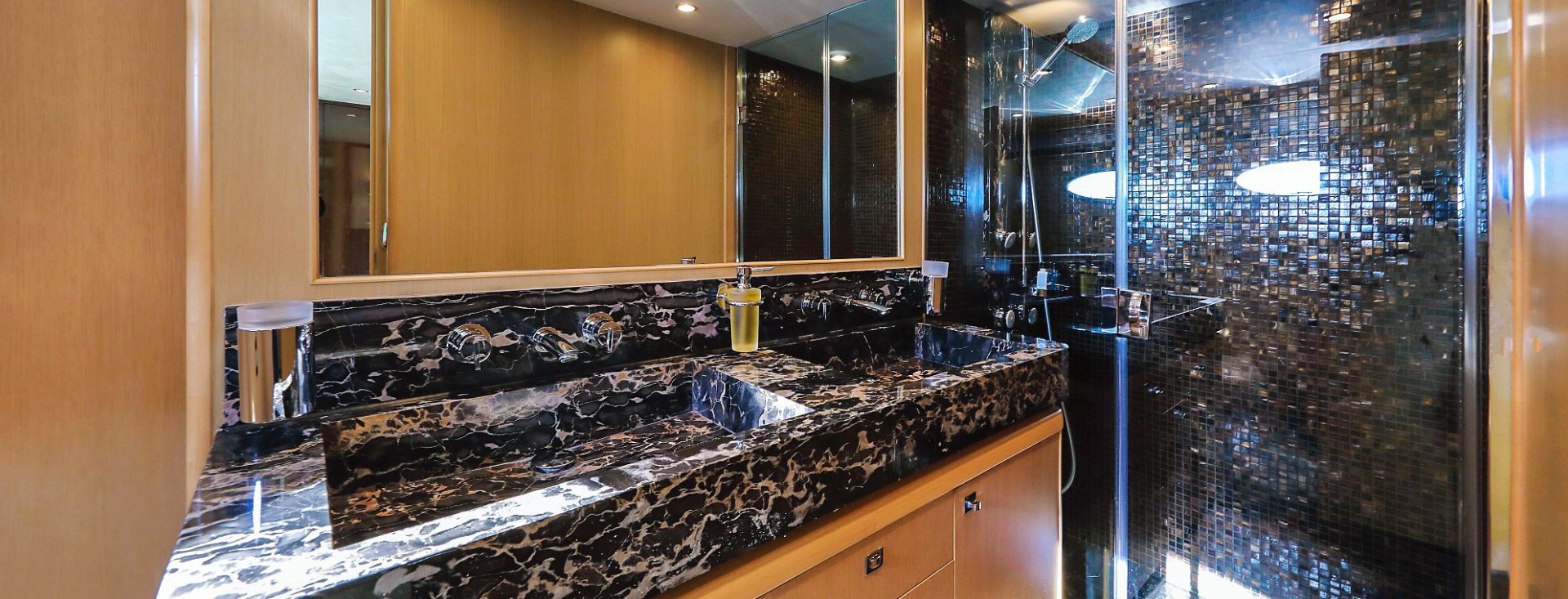 PRINCESS 85 FLY „INSIEME“