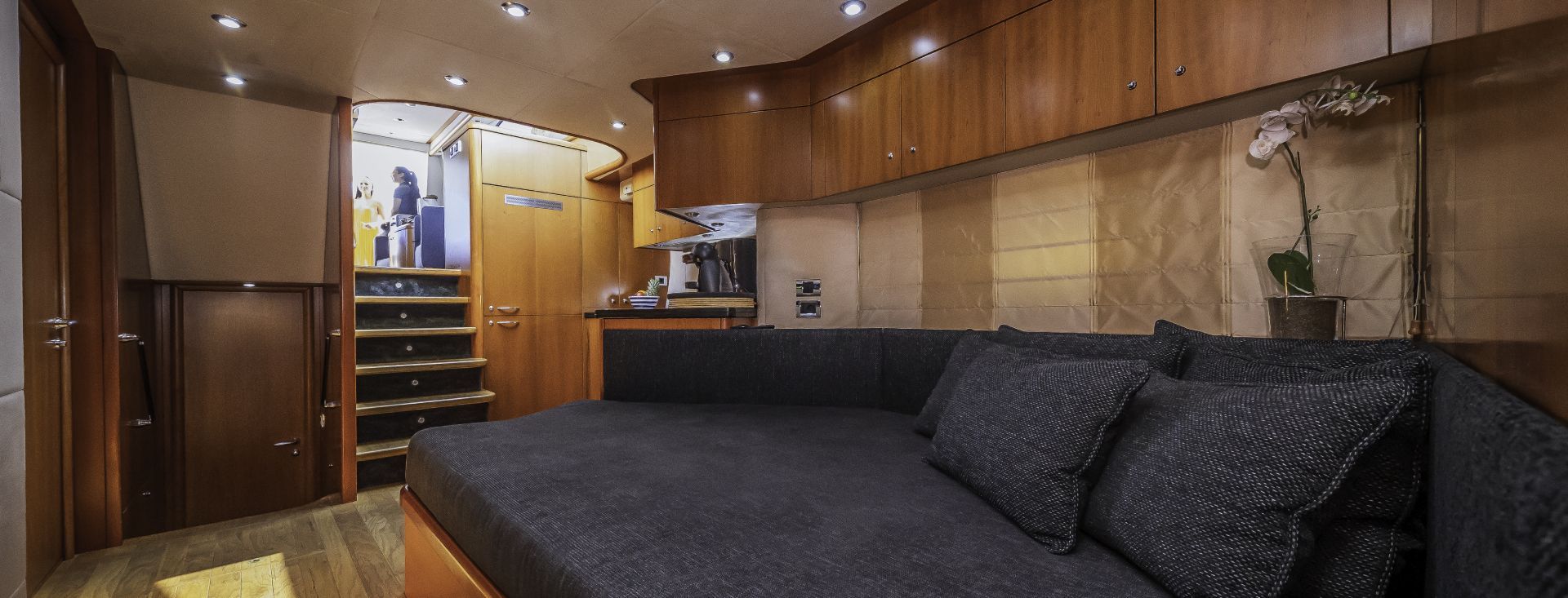 SUNSEEKER PREDATOR 72 “GLORIOUS”