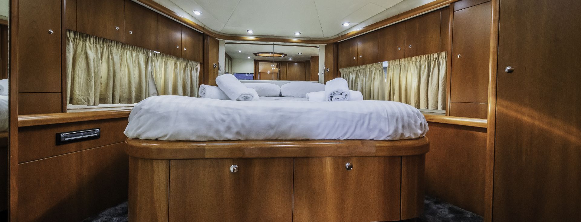 SUNSEEKER PREDATOR 72 “GLORIOUS”