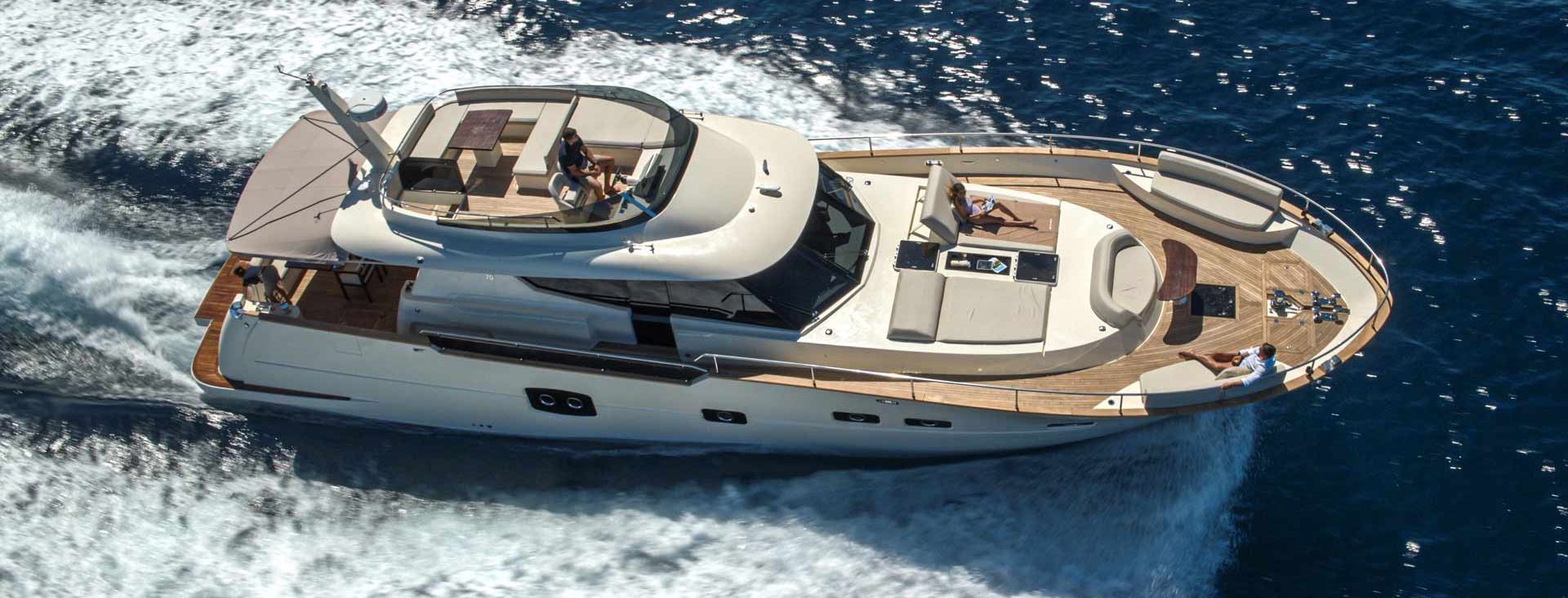 MONACHUS 70 FLY “PANTA REI"