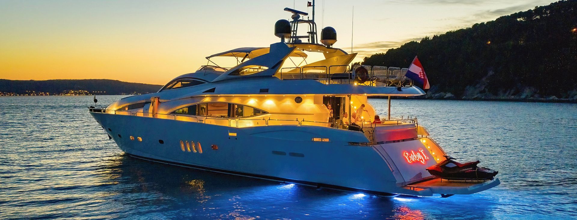 SUNSEEKER YACHT 105 „BABY I“