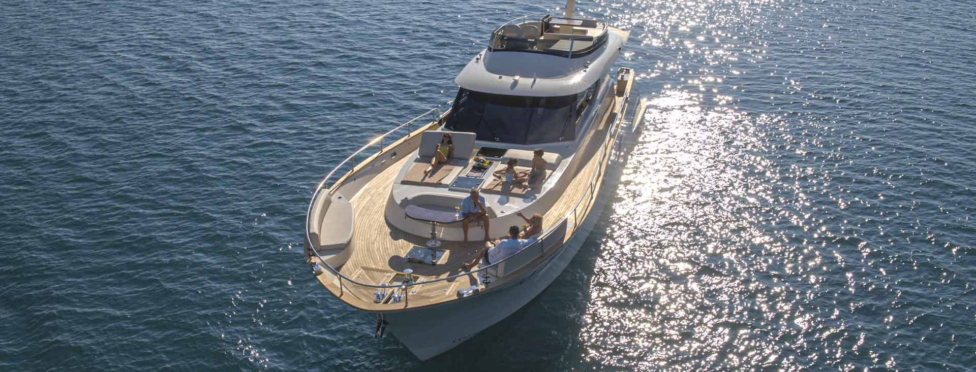 MONACHUS 70 FLY “PANTA REI"