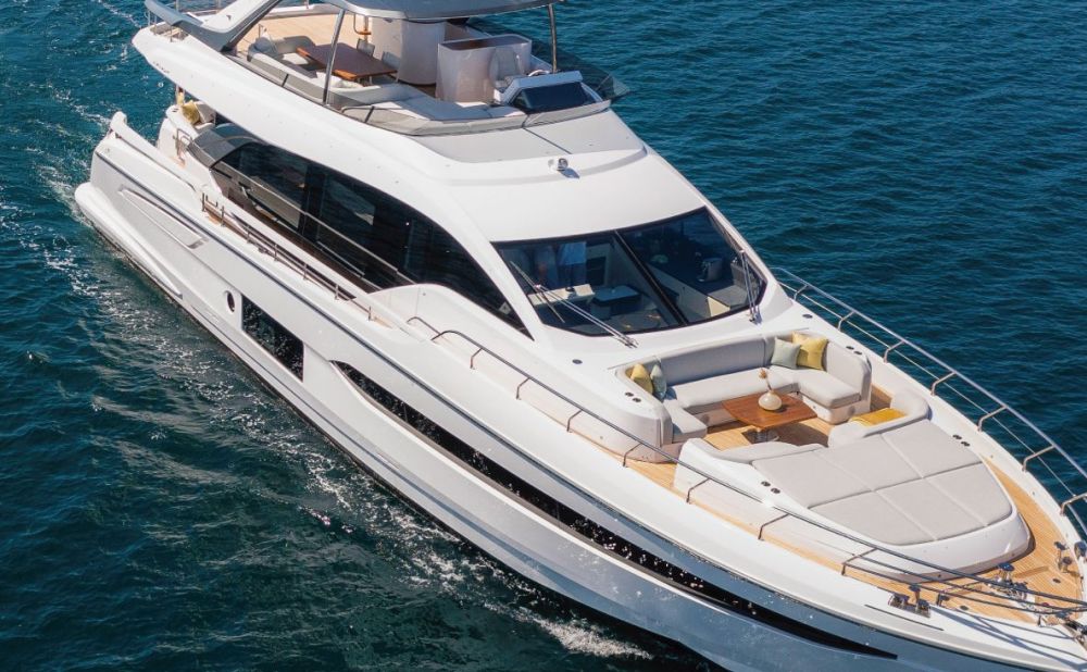 AZIMUT 78 FLY  “PREWI”