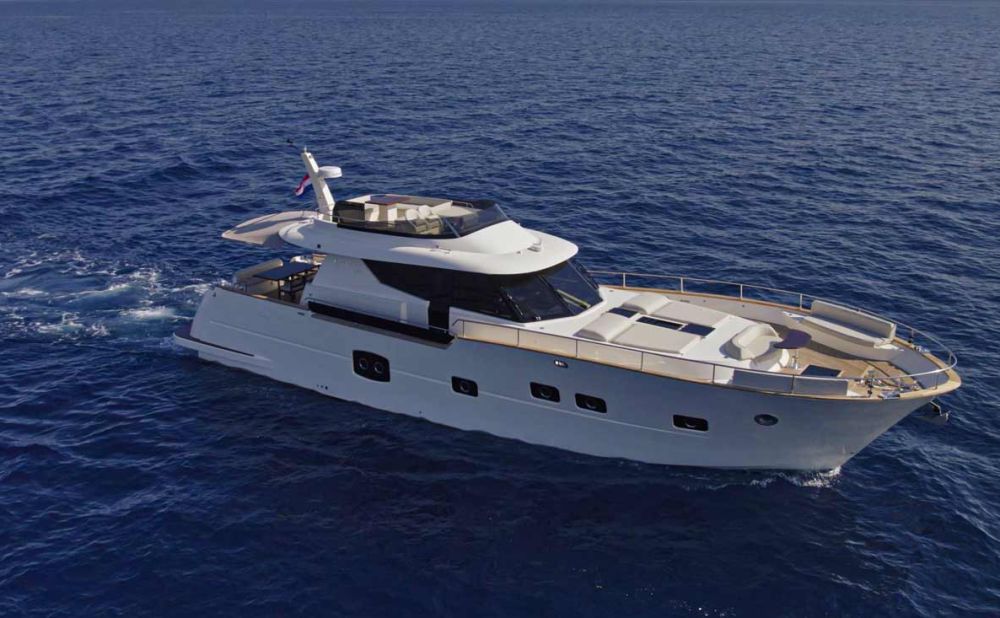 MONACHUS 70 FLY “PANTA REI"