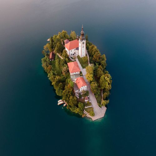 Lake Bled & Ljubljana Day Tour from Zagreb